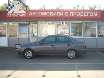 2004 Nissan Almera Pics