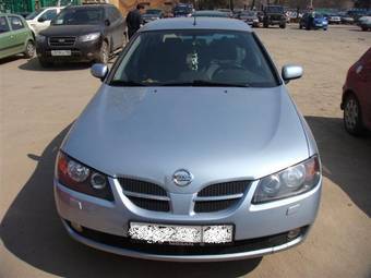 2004 Nissan Almera Pictures