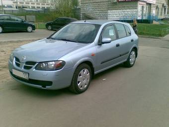 2004 Nissan Almera Pictures