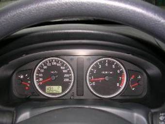 2004 Nissan Almera Pictures