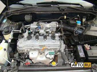 2004 Nissan Almera Images