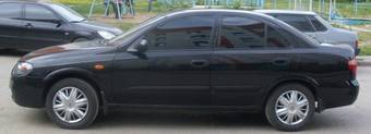 2004 Nissan Almera Photos