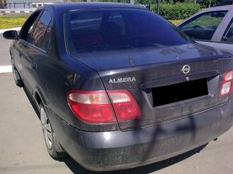 2004 Nissan Almera Photos