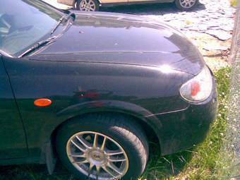 2004 Nissan Almera Photos
