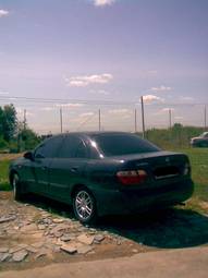 2004 Nissan Almera Photos
