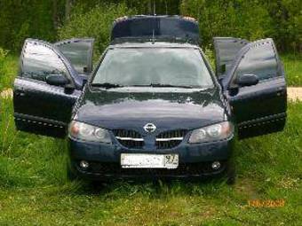 2004 Nissan Almera Images