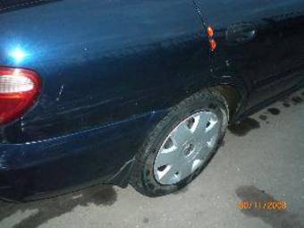 2004 Nissan Almera Pictures