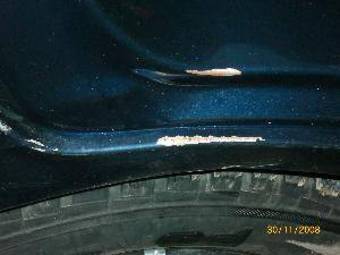 2004 Nissan Almera Pictures