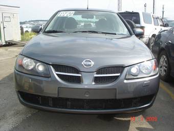 2004 Nissan Almera Photos