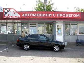 2004 Nissan Almera Pictures