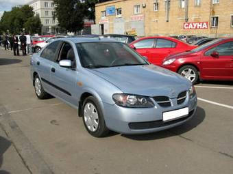 2004 Nissan Almera Pictures
