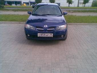 2004 Nissan Almera Photos