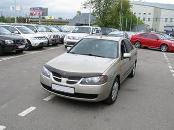 2004 Nissan Almera Photos