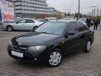 2005 Nissan Almera Photos