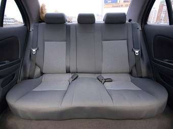 2005 Nissan Almera Pics