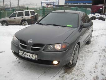 2005 Nissan Almera Images