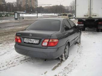 2005 Nissan Almera Pics