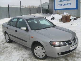 2005 Nissan Almera Pictures