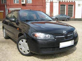 2005 Nissan Almera Pictures