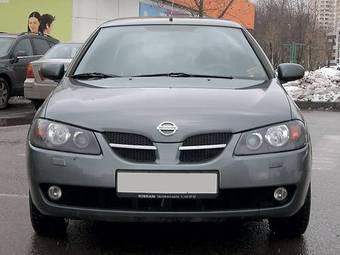 2005 Nissan Almera Photos