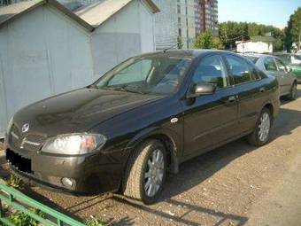 2005 Nissan Almera Pics