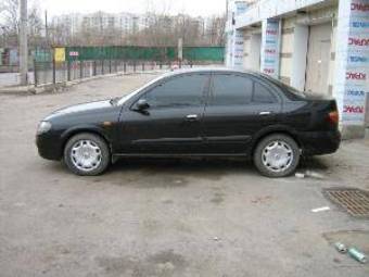 2005 Nissan Almera Photos