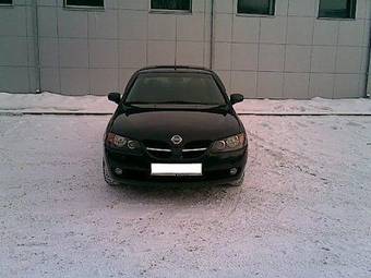 2005 Nissan Almera Pictures