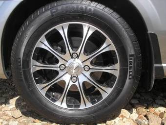 2005 Nissan Almera Pics