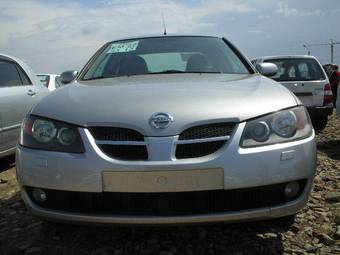 2005 Nissan Almera Photos