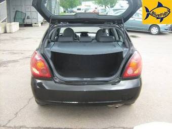 2005 Nissan Almera Photos