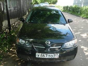 2005 Nissan Almera Pics