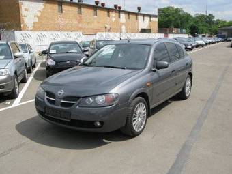 2005 Nissan Almera Pictures