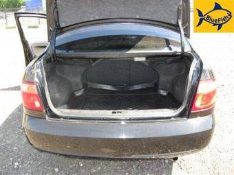 2005 Nissan Almera Photos