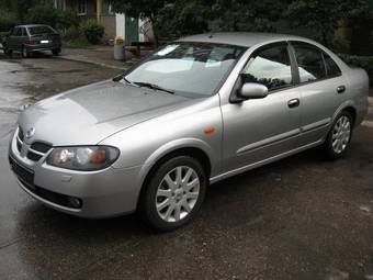 2005 Nissan Almera Photos