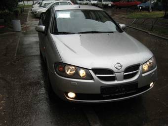2005 Nissan Almera Photos