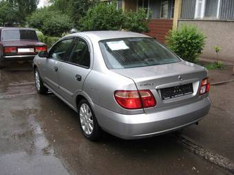 2005 Nissan Almera Pictures