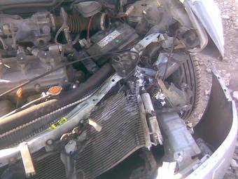 2005 Nissan Almera Photos