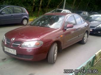 2005 Nissan Almera Photos