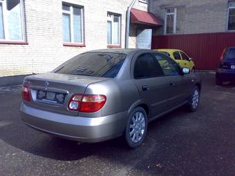 2005 Nissan Almera Photos