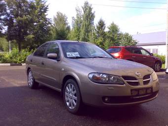 2005 Nissan Almera Photos