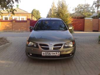 2005 Nissan Almera Pictures