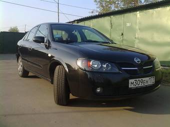 2005 Nissan Almera Photos