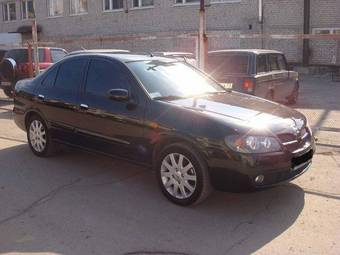 2005 Nissan Almera Photos