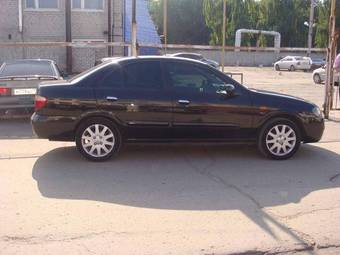 2005 Nissan Almera Photos