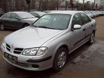 2006 Nissan Almera Photos