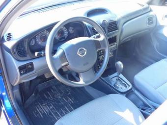 2006 Nissan Almera Photos