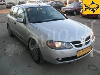 2006 Nissan Almera Images
