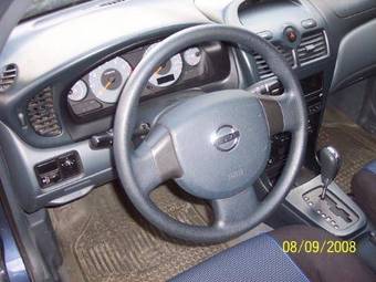2006 Nissan Almera Photos