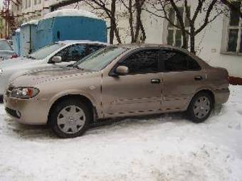 2006 Nissan Almera Pictures