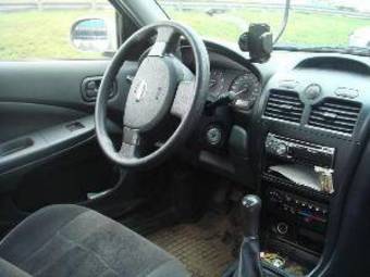 2006 Nissan Almera Photos